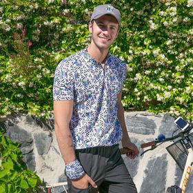 Biggdesign Nature Ormanın Kralı Fermuarlı Erkek Tshirt