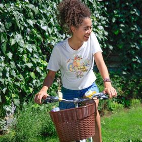 Biggdesign Nature Pedaldaki Bahçe Beyaz Kadın T-shirt