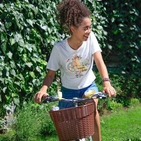 Biggdesign Nature Pedaldaki Bahçe Beyaz Kadın T-shirt