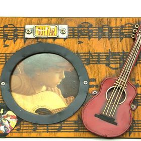 Biggmark Dekoratif Dekorlu Metal Çerçeve Gitar