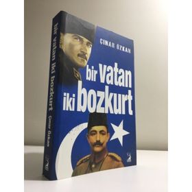 Bir Vatan İki Bozkurt - Çınar Özkan