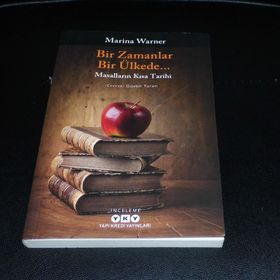 Bir Zamanlar, Bir Ülkede... Masalların Kısa Tarihi - Maria Warner