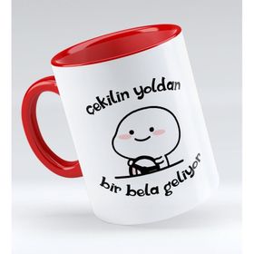 BK 1 Gift Bir Bela Geliyor Tasarımlı Kırmızı Kupa Bardak