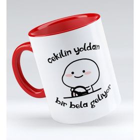 BK 1 Gift Bir Bela Geliyor Tasarımlı Kırmızı Kupa Bardak