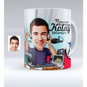 BK Kişiye Özel Bay Radyocu Karikatürlü Beyaz Kupa Bardak
