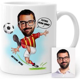 BK Kişiye Özel Futbolcu Sarı Kırmızı Karikatür 1 Beyaz Kupa Bardak