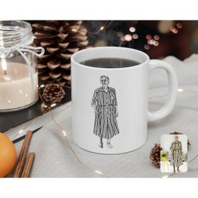 BK Kişiye Özel Tam Boy Karakalem Büyükanne Karikatürlü Beyaz Kupa Bardak