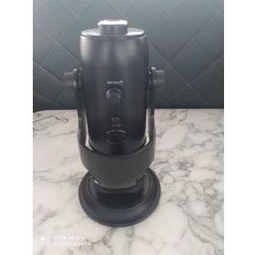 Blue Microphones Yeti Blackout Edition USB Microphone