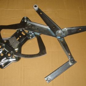 Bmw 7 Seri E32 1988-1992 Sol Elektrikli Motorsuz Ön Cam Krikosu