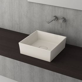 Bocchi Vessel Kare Tezgah Üstü 38 cm Parlak Bisküvi Lavabo