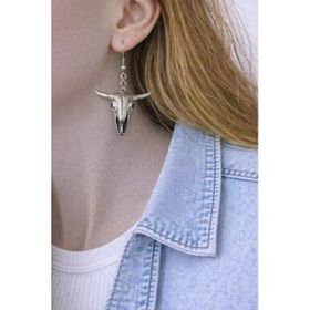 Bohem Boğa Kafatası Figürlü Gümüş Renk Unisex Sallantılı Küpe