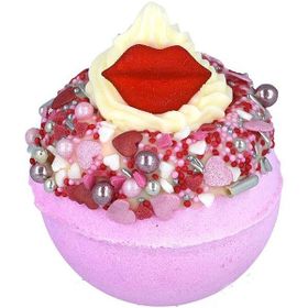 Bomb Cosmetics Kiss Chase Blaster 160 gr Banyo Topu