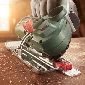 Bosch AdvancedCut 50 NanoBlade Testere