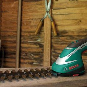 Bosch ASB 10,8 LI Topiari Makası Seti