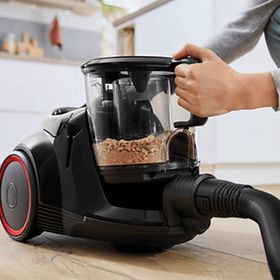 Bosch BGS41POW3 700W Elektrikli Süpürge