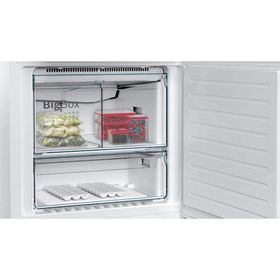 Bosch KGN76V F0N Buzdolabı