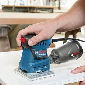 Bosch Titreşimli GSS 140 A (180 W) Zımparalama Makinesi