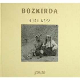 Bozkırda - Hürü Kaya