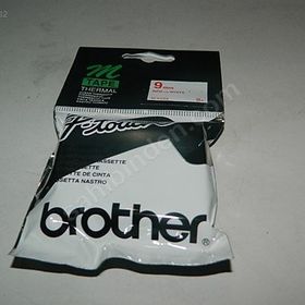 Brother M-K222 Beyaz Üzerine Kırmızı Etiket