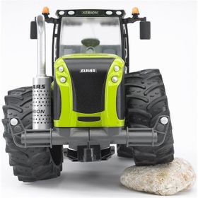 Bruder 03015 Class Xerion 5000 Traktör