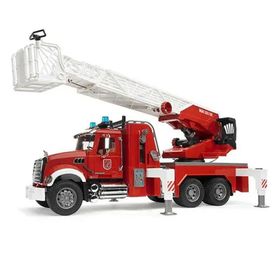 Bruder BR02821 Mack Granite İtfaye Aracı