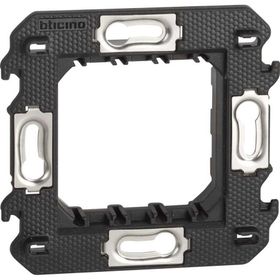 Bticino K4702 2M Vidalı Plastik Kaide