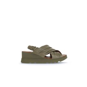 Bueno Shoes 01WA0508 Haki Deri Dolgu Topuklu Kadın Sandalet