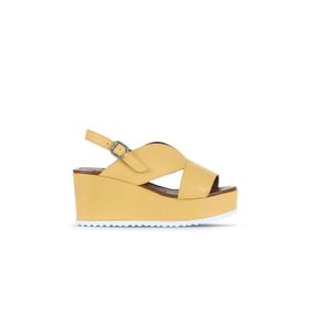 Bueno Shoes 01WA5600 Sarı Deri Kadın Dolgu Topuklu Sandalet