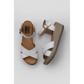 Bueno Shoes 01WL3303 Beyaz Deri Kadın Dolgu Topuklu Sandalet