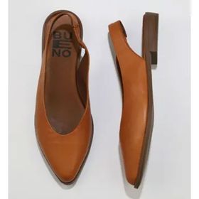 Bueno Shoes 01WN0102 Taba Deri Kadın Düz Sandalet