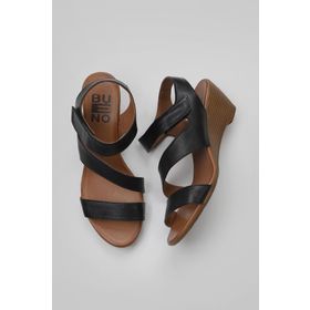 Bueno Shoes 01WN3720 Siyah Deri Kadın Dolgu Topuklu Sandalet