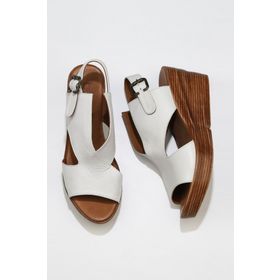 Bueno Shoes 01WQ6101 Beyaz Deri Kadın Dolgu Topuklu Sandalet