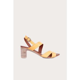 Bueno Shoes 01WQ8503 Sarı Deri Kadın Topuklu Sandalet