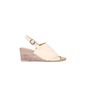 Bueno Shoes 01WQ8603 Sarı Deri Kadın Dolgu Topuklu Sandalet