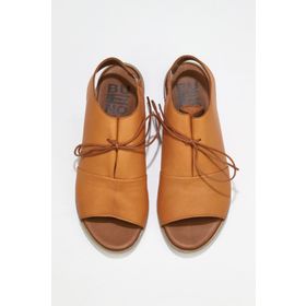 Bueno Shoes 01ws2510 Taba Deri Kadın Düz Sandalet