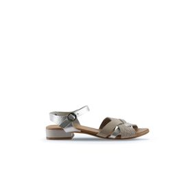 Bueno Shoes 01WS6106 Bej Deri Kadın Düz Sandalet