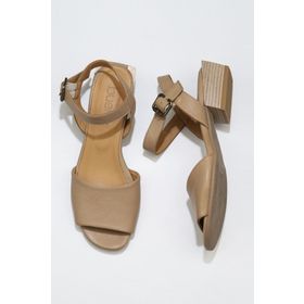 Bueno Shoes 01WS7504 Siyah Deri Kadın Topuklu Sandalet