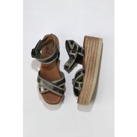 Bueno Shoes 01WU6116 Haki Parlak Deri Kadın Dolgu Topuklu Sandalet