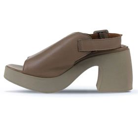 Bueno Shoes 01WY12208 Gri Deri Kadın Topuklu Sandalet