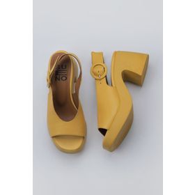 Bueno Shoes 01WY12209 Sarı Deri Kadın Dolgu Topuklu Ayakkabı