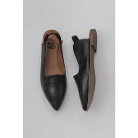 Bueno Shoes 01WY1802 Siyah Deri Kadın Düz Sandalet