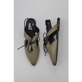 Bueno Shoes 01WY1803 Haki Siyah Deri Düz Kadın Sandalet