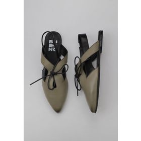 Bueno Shoes 01WY1803 Haki Siyah Deri Düz Kadın Sandalet