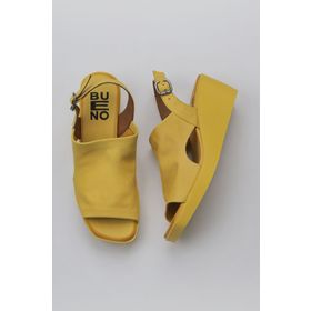 Bueno Shoes 01WY2407 Sarı Deri Kadın Dolgu Topuklu Sandalet