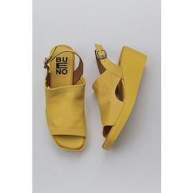 Bueno Shoes 01WY2407 Sarı Deri Kadın Dolgu Topuklu Sandalet