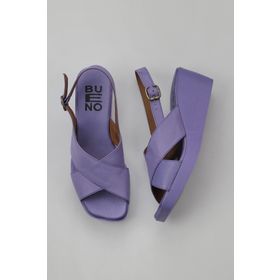 Bueno Shoes 01WY2411 Lila Deri Kadın Dolgu Topuklu Sandalet