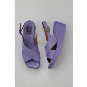 Bueno Shoes 01WY2411 Lila Deri Kadın Dolgu Topuklu Sandalet