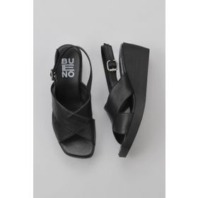 Bueno Shoes 01WY2411 Siyah Deri Kadın Dolgu Topuklu Sandalet