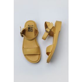 Bueno Shoes 01WY2900 Sarı Deri Kadın Sandalet