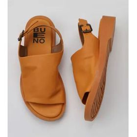 Bueno Shoes 01WY2917 Turuncu Deri Kadın Düz Sandalet